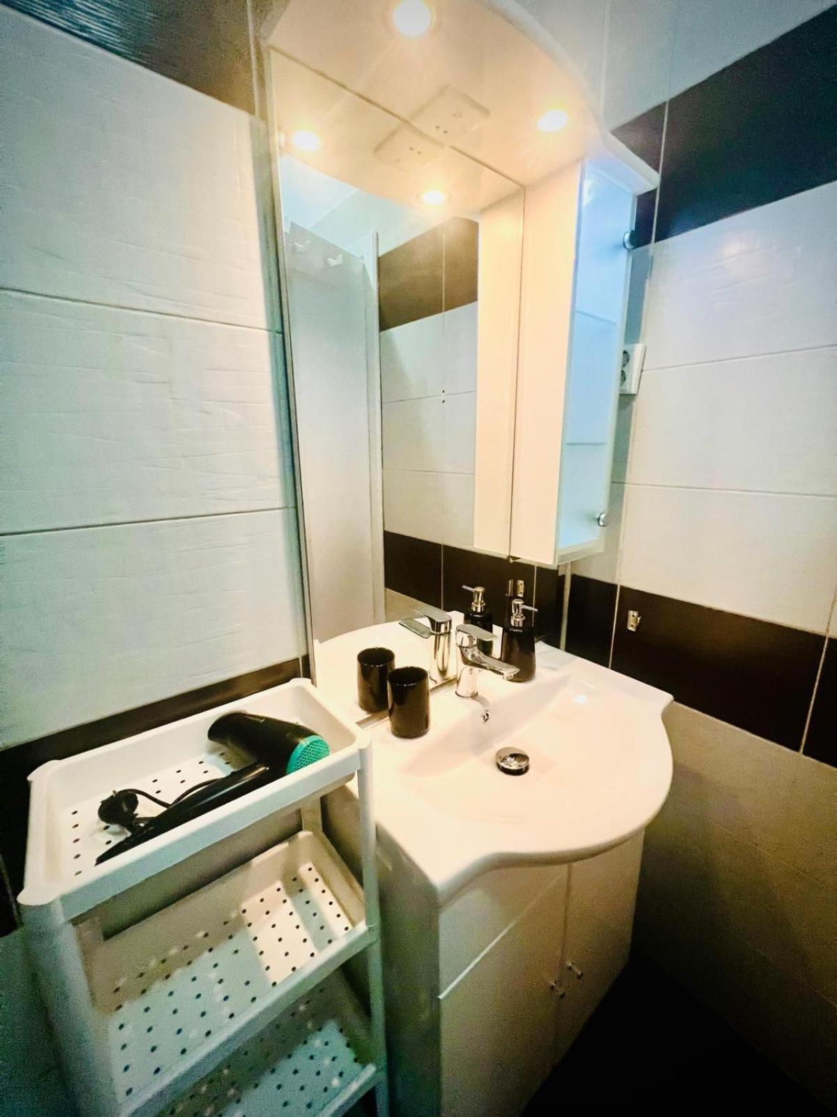 Unirii Guest Apartman Bukarest Kültér fotó